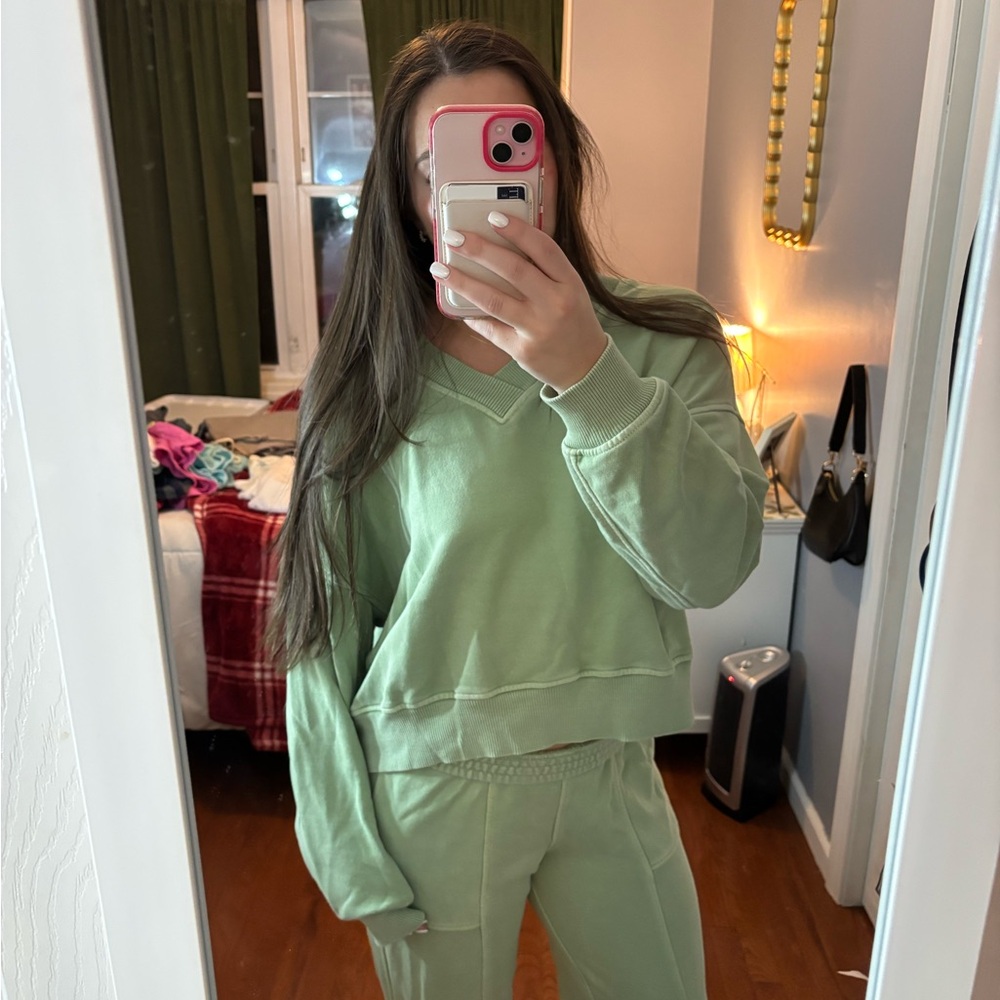 Aerie Green Lounge Set